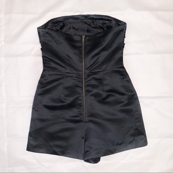 TopShop Black Floral Romper - Picture 2 of 5